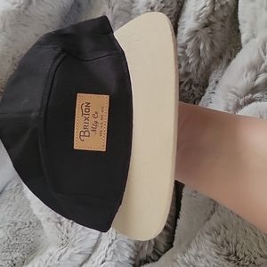 brixton black five panel hat with flat bill like new condition